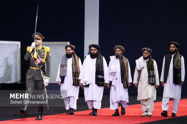ادای احترام سران قوا