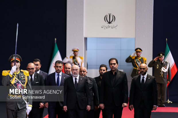 ادای احترام سران قوا