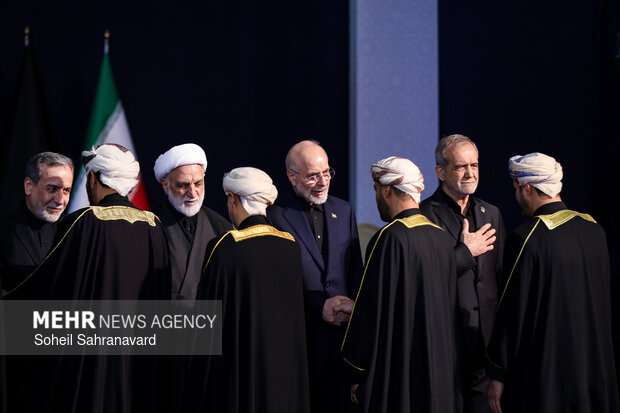 ادای احترام سران قوا