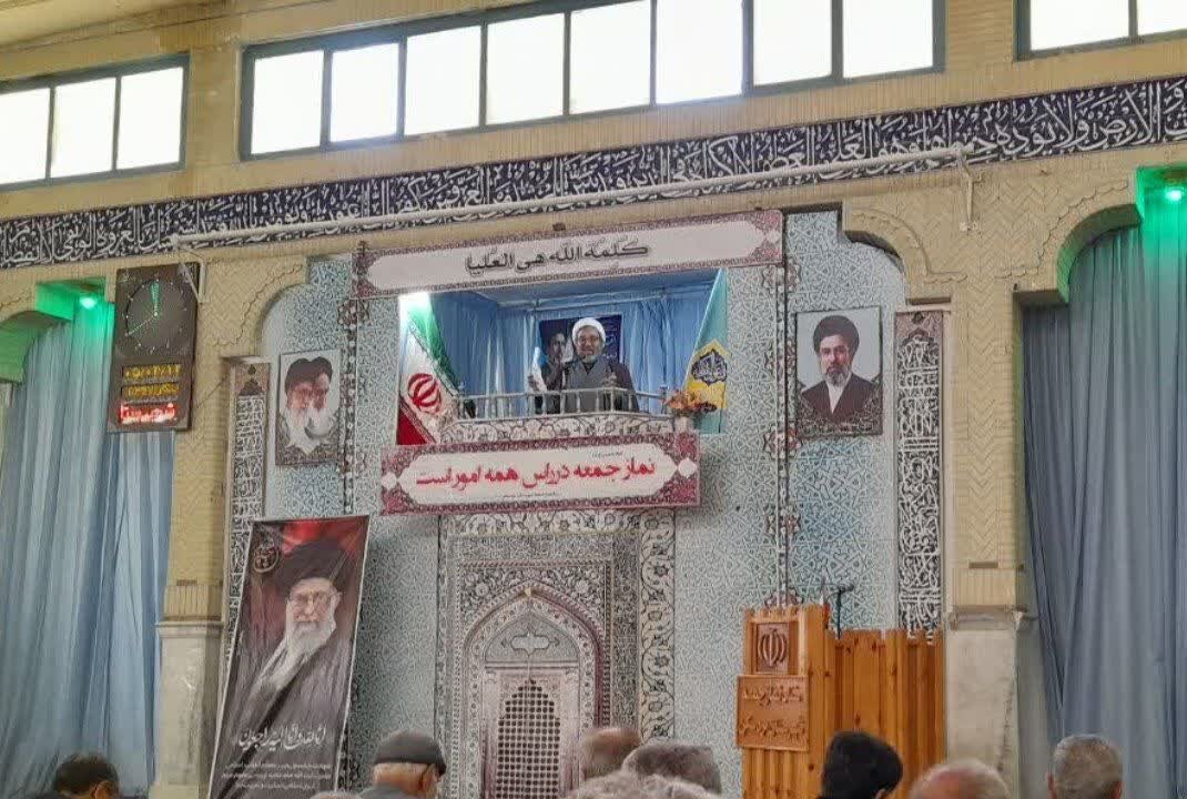 بردسكن،جمعه،امام،ولايت،مشكلات،اميني،فقيه،روحيه،وحدت،انتقاد