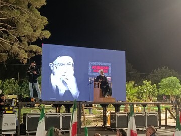 ستون اصلی نظام اسلامی، ولایت فقیه است