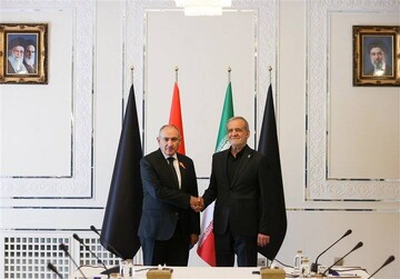 Pezeshkian calls for stronger Tehran-Yerevan ties