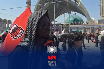 دانشجوی نیجریه‌ای: رهبر شهید انقلاب قهرمان همه مسلمانان است