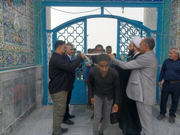 بدرقه ۵۰۰ زائر سیریکی در آستانه تشییع پیکر رهبر شهید انقلاب