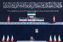 إقامة الصلاة على جثمان قائد الثورة الشهيد غدا عند الثامنة صباحا