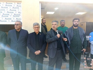 مشارکت ۵۰ هزار نفری مردم مرکزی در تشییع رهبر شهید نماد انسجام ملی است