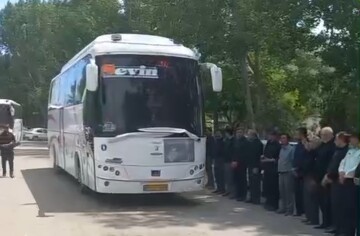 کاروان مردمی بستان‌آباد برای بدرقه رهبر شهید عازم تهران شد