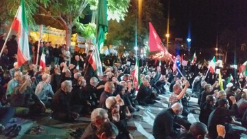 دیار گروس همزمان با تشییع رهبر معظم انقلاب غرق در سوگ شد