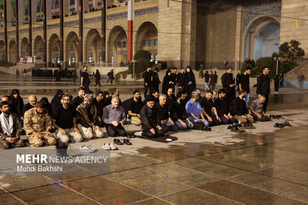 مصلای تهران در آستانه وداع با آقای شهید ایران
