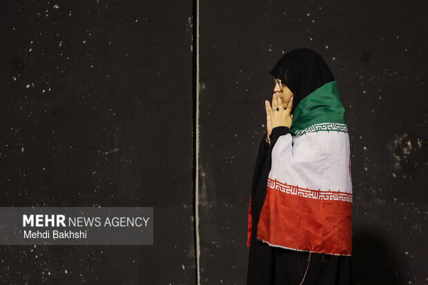 مصلای تهران پیش از آغاز مراسم وداع با رهبر شهید انقلاب