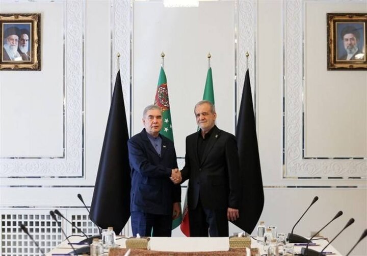Pezeshkian commends Turkmenistan for support