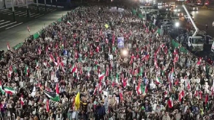 Yemen commends Iran for breaking siege on Sanaa Intl. Airport