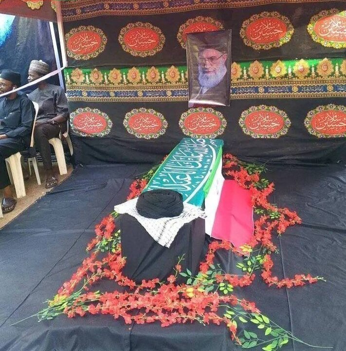 تشییع نمادین پیکر رهبر شهید انقلاب اسلامی در نیجریه+ تصاویر