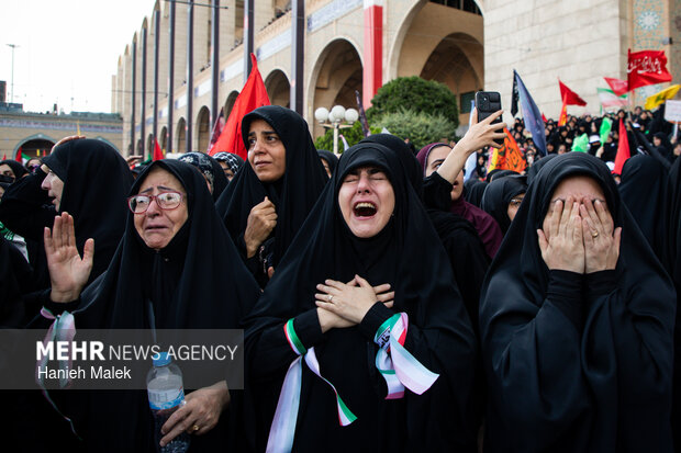 مراسم وداع با رهبر شهید انقلاب - ۱