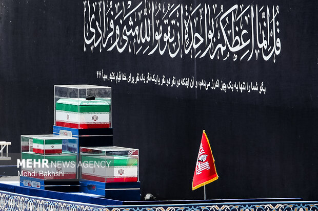 مراسم وداع با رهبر شهید انقلاب