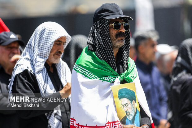 مراسم وداع با رهبر شهید انقلاب