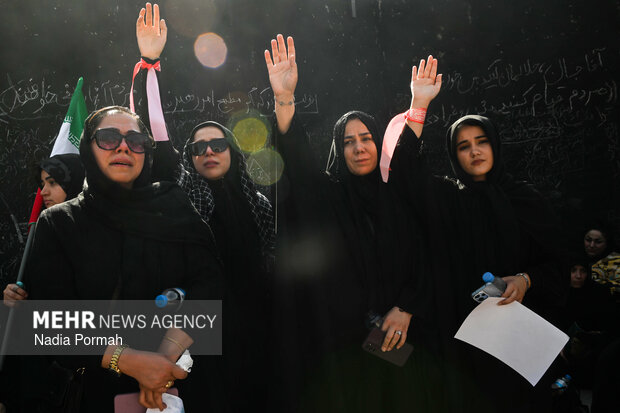 مراسم وداع با رهبر شهید انقلاب - ۵