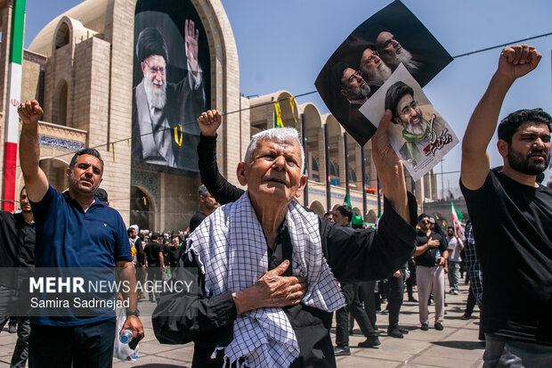 مراسم وداع با رهبر شهید انقلاب - ۶