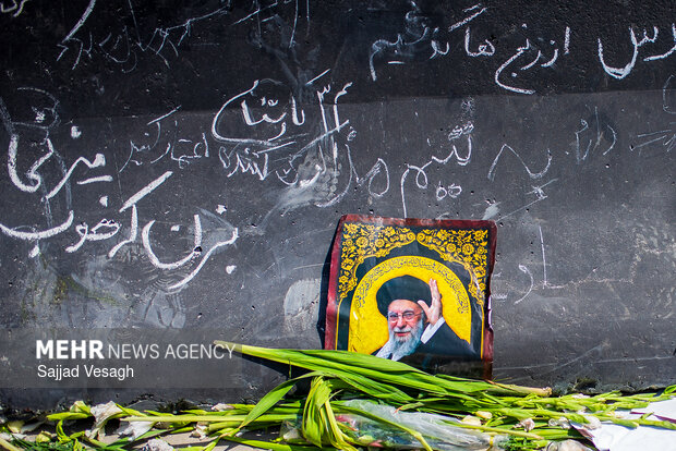 بماند به یادگار