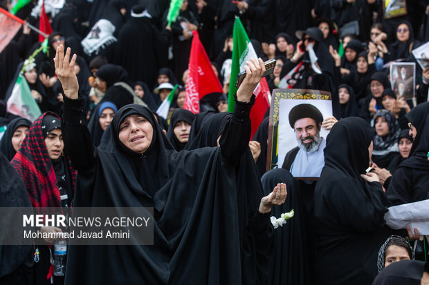 مراسم وداع با رهبر شهید انقلاب - ۷