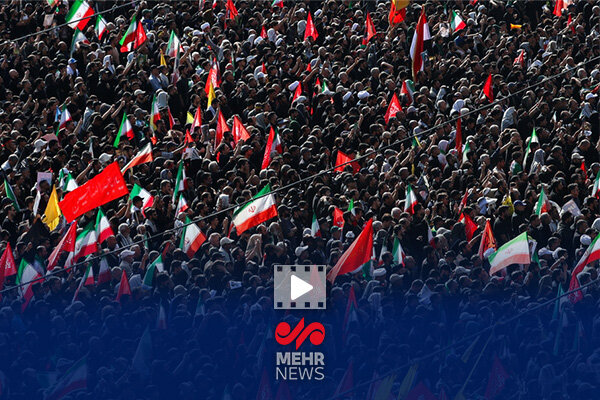 شینگێڕیی گەلی ئێران بۆ ڕێبەری شەهید