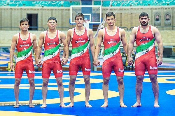 سه مدال برای ایران در روز نخست مسابقات کشتی آزاد جوانان آسیا