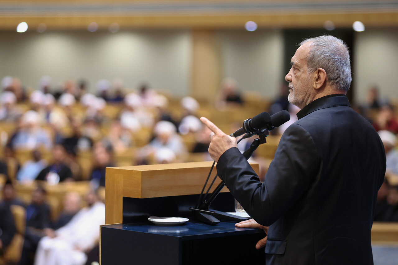 اسلامي،پزشكيان،مسلمانان،وحدت،تأكيد،جمهور،اسلام،جهان،رئيس،رهب ...