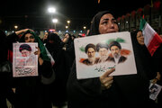 در فراقِ پدرِ مهربانِ امت؛ وقتی دل‌ها با پیکرِ نورانیِ او تشییع می‌شود