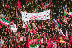 2nd day of Leader's public funeral rites underway in Tehran