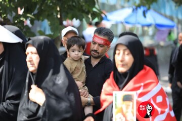 اعزام زائران دلیجانی برای حضور در مراسم تشییع رهبر شهید