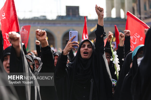 مراسم وداع با رهبر شهید انقلاب - ۹