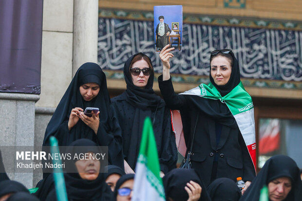مراسم وداع با رهبر شهید انقلاب - ۱۰