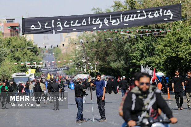 مراسم وداع با رهبر شهید انقلاب - ۱۲