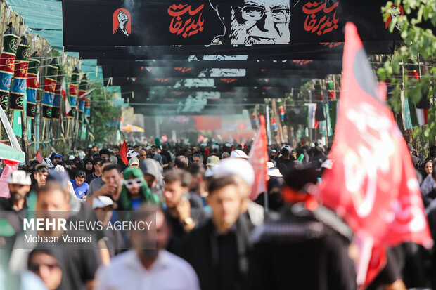 مراسم وداع با رهبر شهید انقلاب - ۱۲