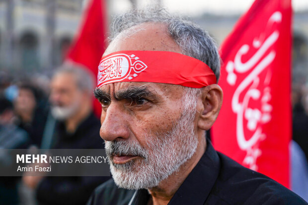 مراسم وداع با رهبر شهید انقلاب در مصلای تهران - ۲