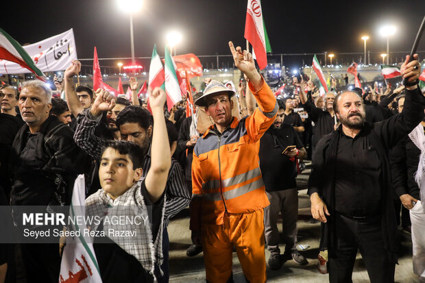 مراسم وداع با رهبر شهید انقلاب - ۱۳
