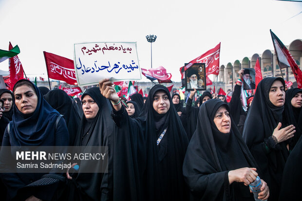 مراسم وداع با رهبر شهید انقلاب - ۱۴