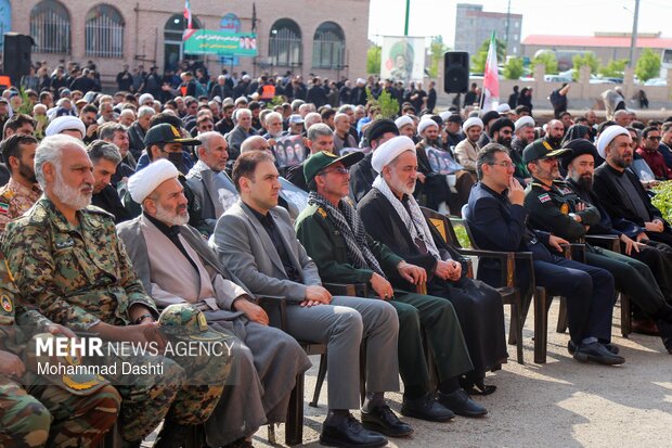 بدرقه کاروان دارالارشاد <a href='https://sayeb.ir/tag/%d8%a7%d8%b1%d8%af%d8%a8%db%8c%d9%84'></div>اردبیل</a> برای حضور در تشییع امام شهید