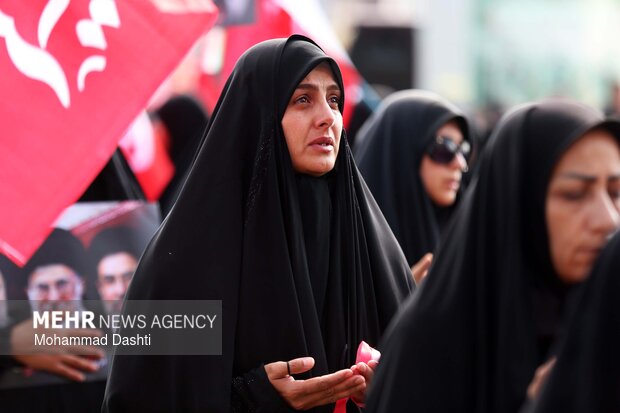 بدرقه کاروان دارالارشاد <a href='https://sayeb.ir/tag/%d8%a7%d8%b1%d8%af%d8%a8%db%8c%d9%84'></div>اردبیل</a> برای حضور در تشییع امام شهید