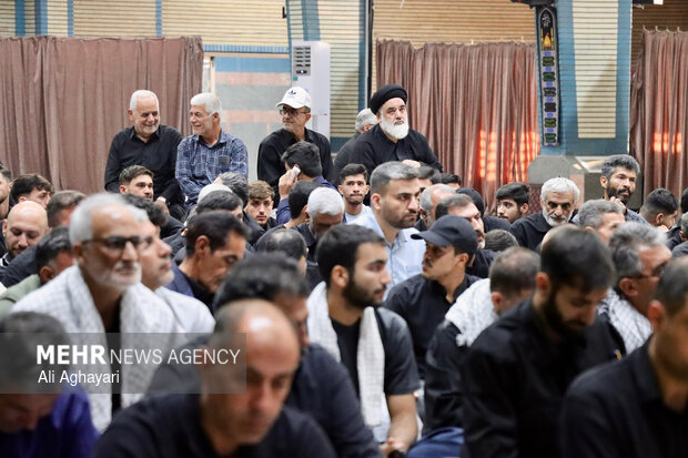 اعزام زائران ارومیه برای تشییع رهبر شهید امت
