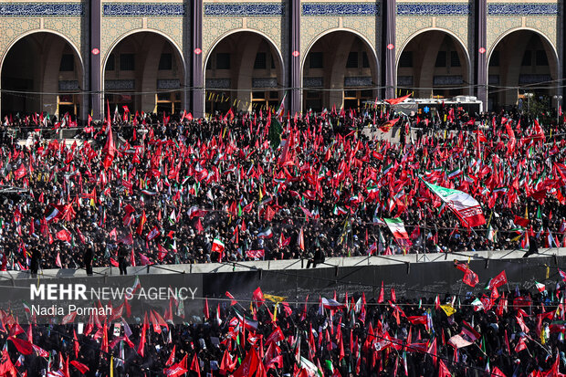 وداع با رهبر شهید انقلاب در مصلای تهران