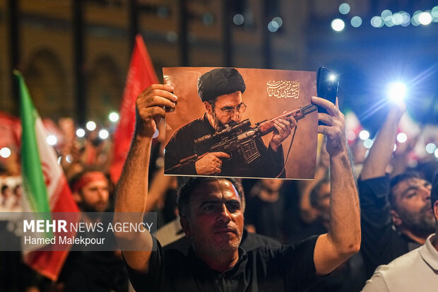مراسم وداع با رهبر شهید انقلاب - ۱۵