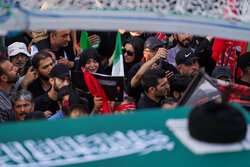 تهران تاب رفتنت را ندارد؛ اگر می‌توانی بمانی، بمان