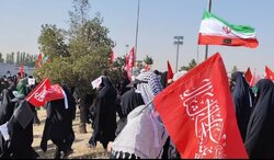 دسته عزاداری کاروان اعزامی رشت در تشییع پیکر رهبر شهید