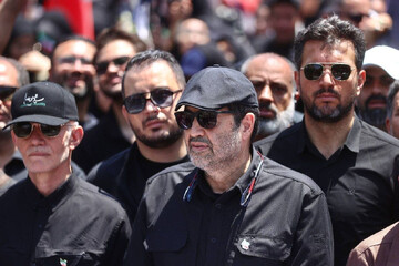 دنیامالی: قهرمانان مدال می‌گرفتند که دل رهبرشان را شاد کنند