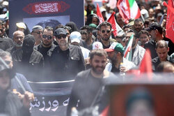 سلام دوباره جامعه ورزش به رهبر انقلاب در روز وداع با «امام شهید»