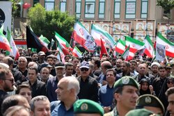 آغاز مراسم بزرگداشت رهبر شهید انقلاب با حضور گسترده مردم تبریز