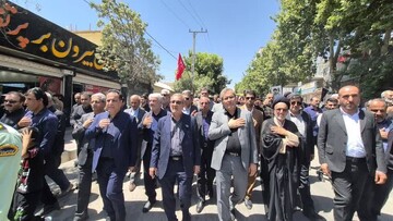 حضور باشکوه مردم در وداع با رهبر شهید، تجلی وحدت ملی بود