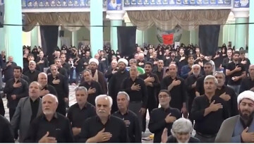 عزاداری مردم تکاب در آیین جاماندگان تشییع رهبر شهید انقلاب
