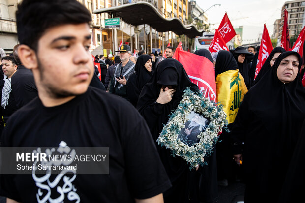 مراسم تشییع پیکر مطهر رهبر شهید انقلاب در تهران - ۱